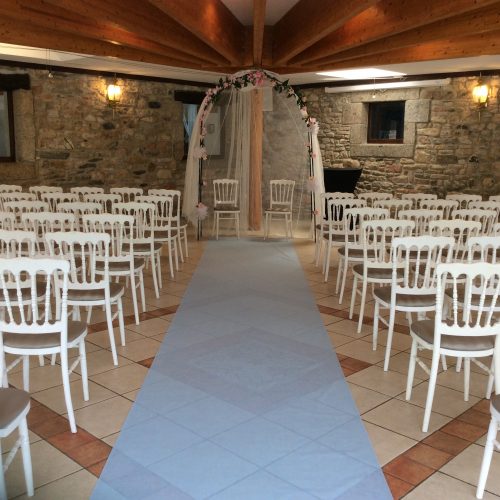 Salle intérieure cérémonie Laïque mariage Brest Finistere nord